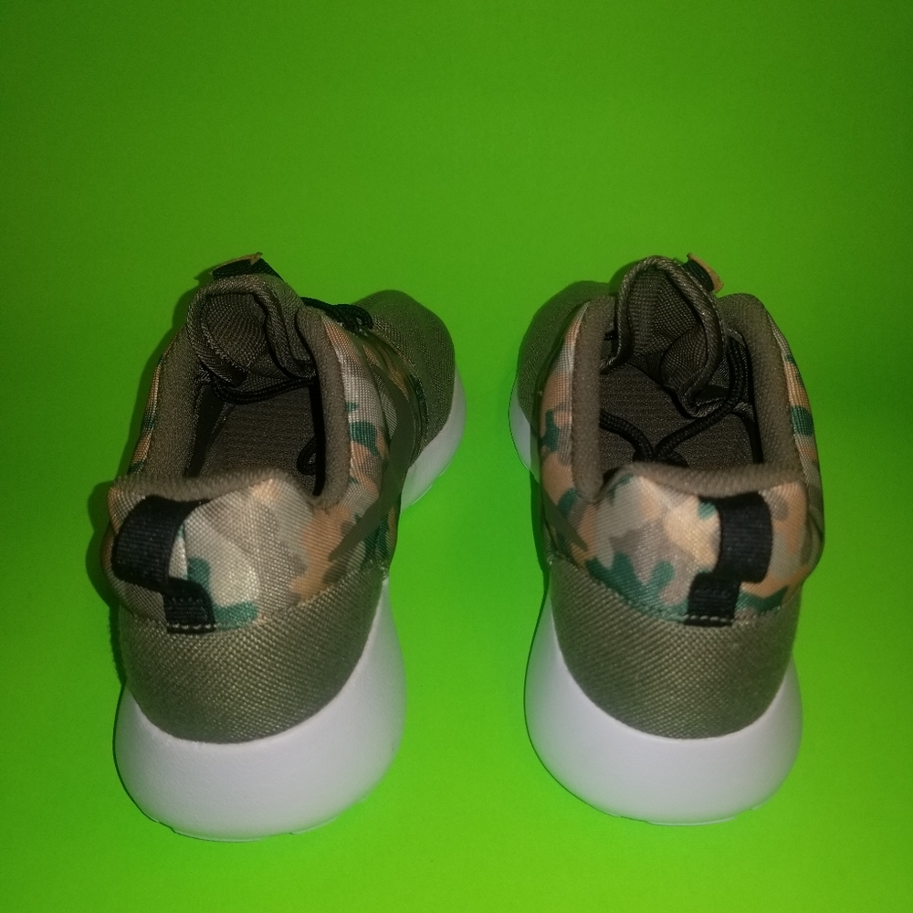 NIKE ROSHE 1 SE CAMO MENS SIZE 9 - Picture 5 of 5